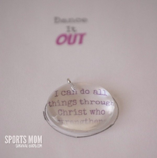 How to make your own customizeable necklace