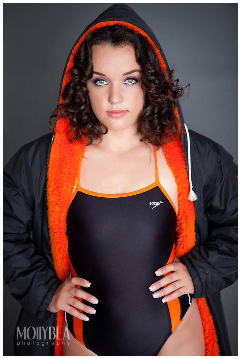 Tired of boring, studio photo shots for senior pictures? Take a peek at these best senior picture ideas for Swimmers.