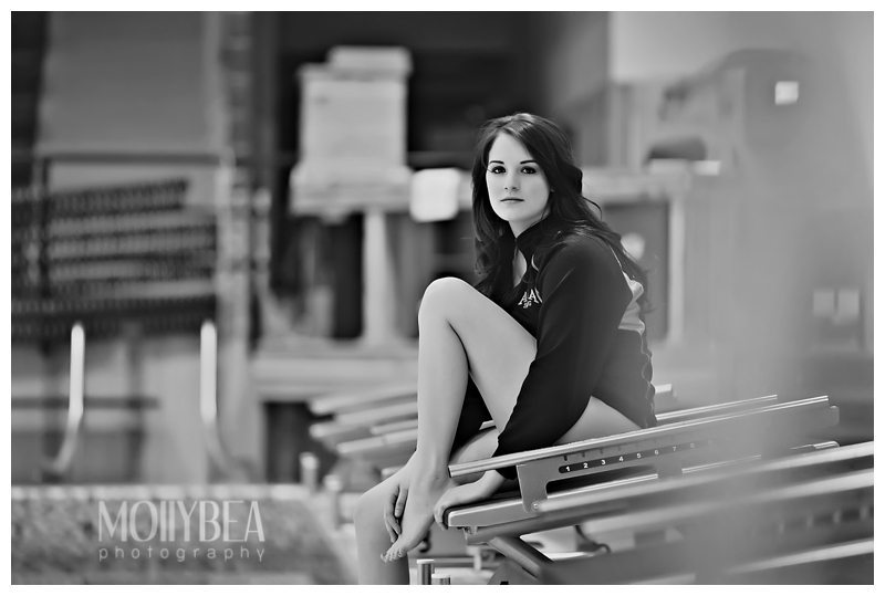 Tired of boring, studio photo shots for senior pictures? Take a peek at these best senior picture ideas for Swimmers. Tired of boring, studio photo shots for senior pictures? Take a peek at these best senior picture ideas for Swimmers.