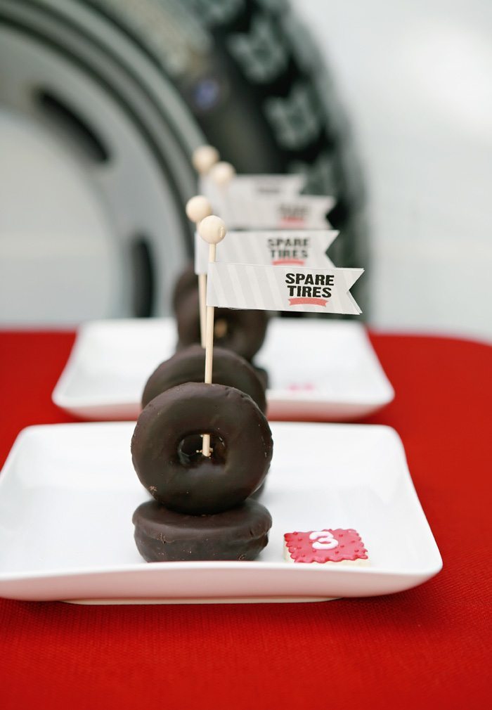 Gather your family, friends and kids to celebrate the Indy 500 in style with these Creative Indy 500 Food Ideas. Gather your family, friends and kids to celebrate the Indy 500 in style with these Creative Indy 500 Food Ideas.