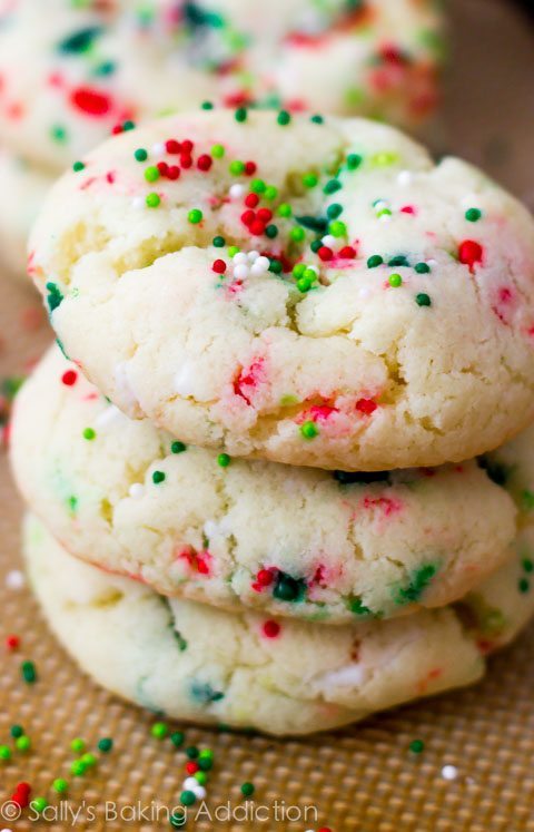 You find the perfect Christmas Cookie recipe to add to your list of family favorites with one of these 21 Festive & Easy Christmas Cookie Recipes.