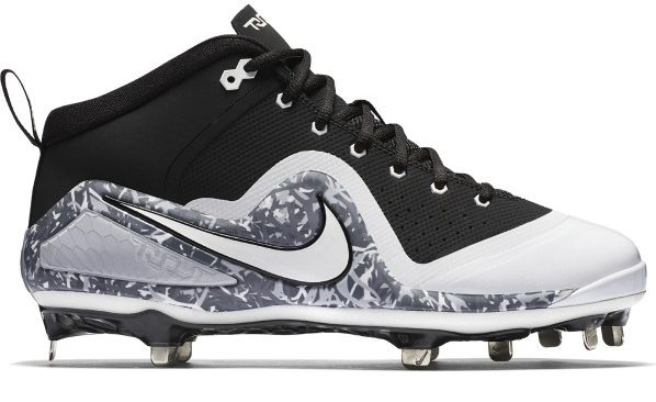 nike baseball cleat