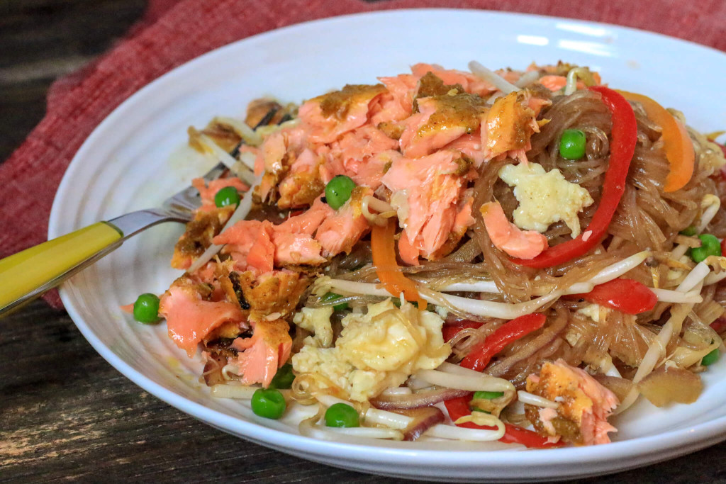 Singapore noodles with salmon