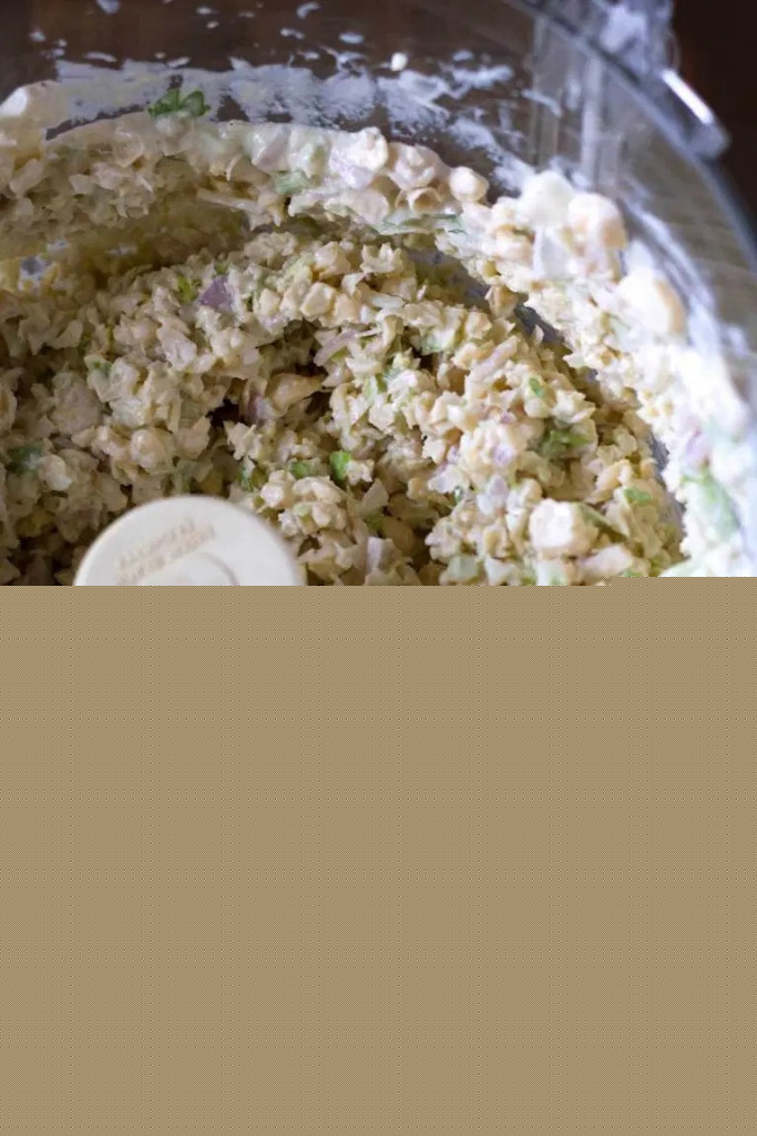 Chickpea salad in a food processor