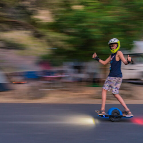 kids stay safe on one wheel