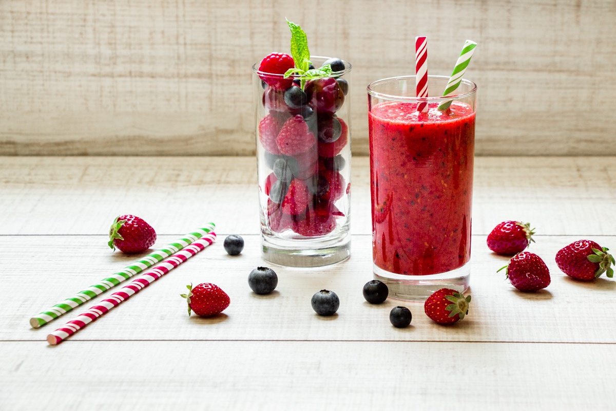 Wild berry smoothie