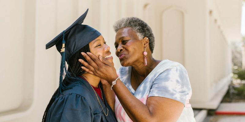 mom and daughter at graduation